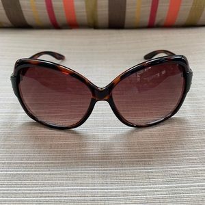 Tortoise Frame Sunglasses